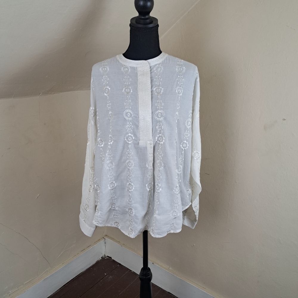 Modelama (Modern Crafted)White Embroidered Floral Blouse Size L?(No Size Tag)